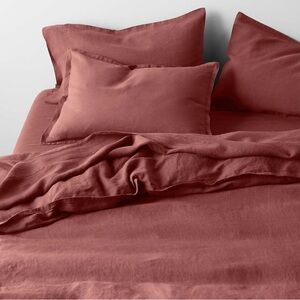 Crate&Barrel Terracotta Bedding Set